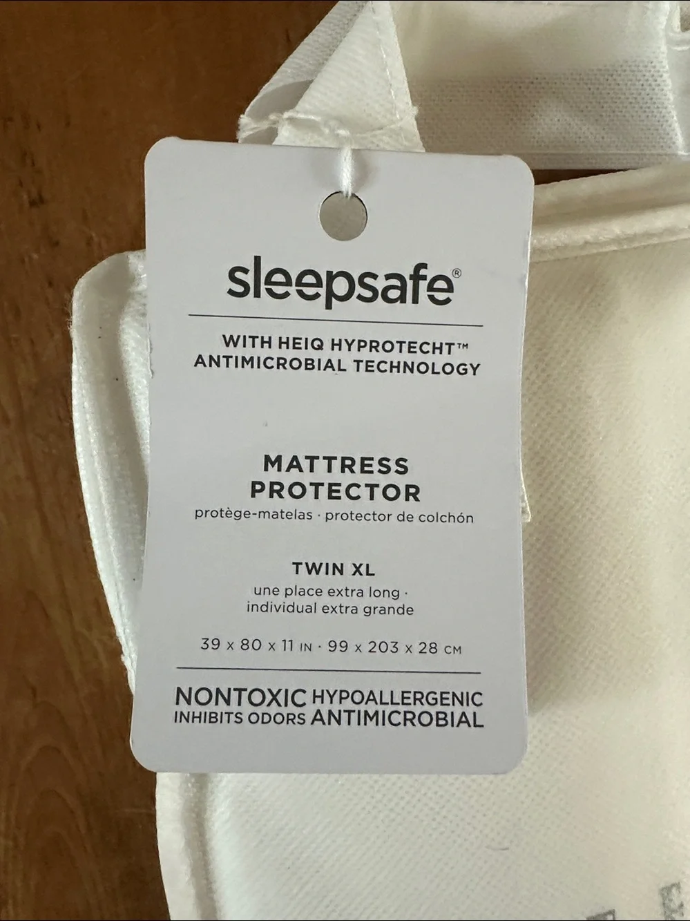 POTTERY BARN TEEN MATTRESS PROTECTOR NON TOXIC DORM COLLEGE TWIN XL NEW